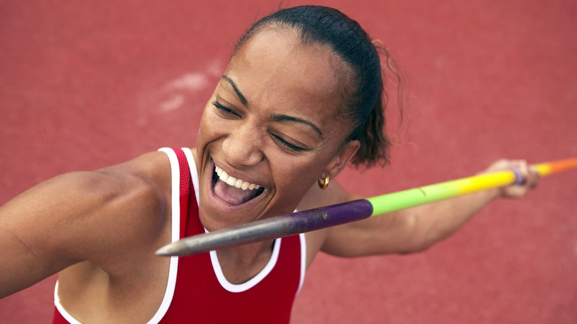 赛道上的永恒瞬间，布雷默生涯之夜改写F1年度争冠格局
